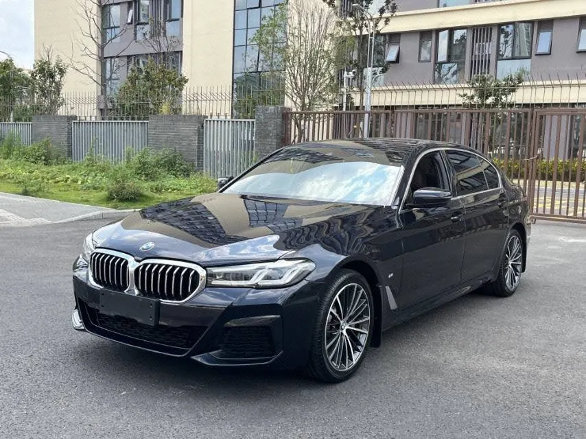 Open image lightbox: BMW 5 Series 2022 530Li 2.0T Leading M Sports Suit (Change 2) Automatic Gear