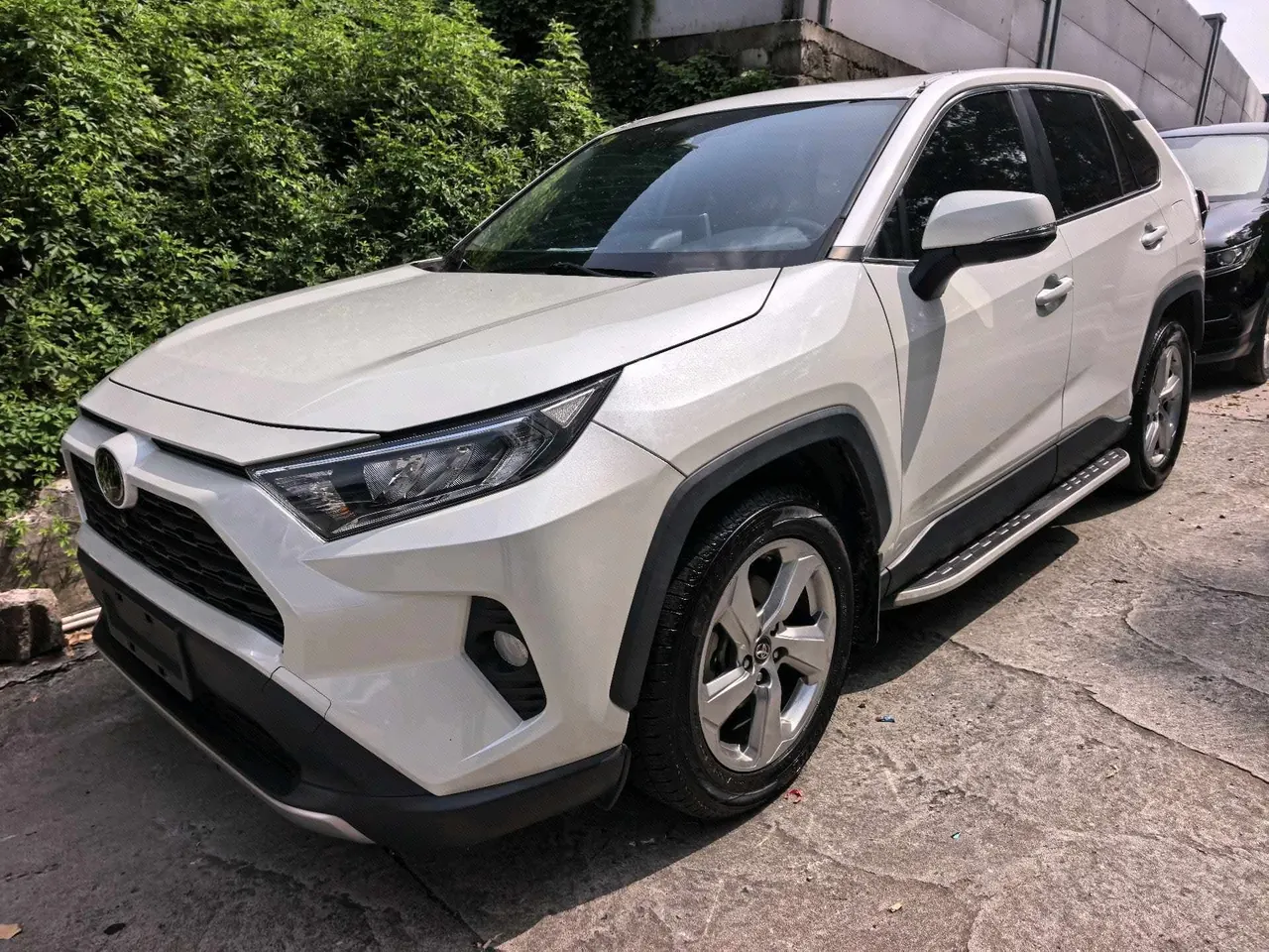 Open image lightbox: Toyota 2020 RAV4 Rongbo 2.0 Stepless Two-Drive Fashion Edition PLUS Automatic Gear