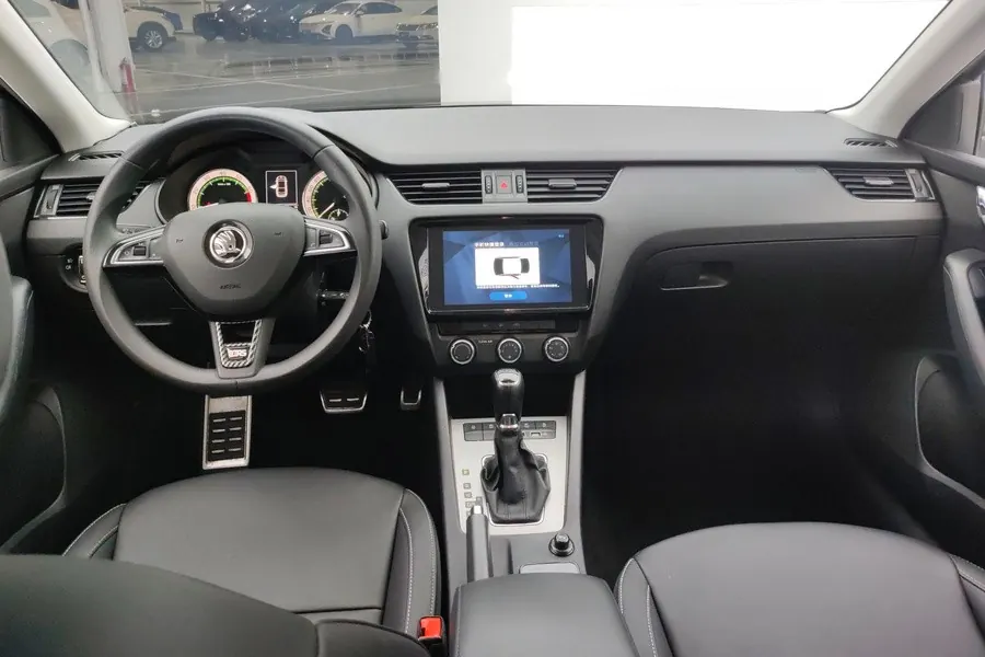 Skoda 2021 Octavia 1.5 Comfort Edition Automatic Gear 4