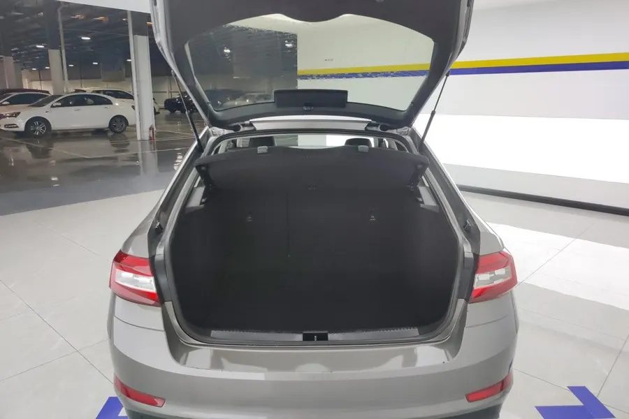 Skoda 2021 Octavia 1.5 Comfort Edition Automatic Gear 7