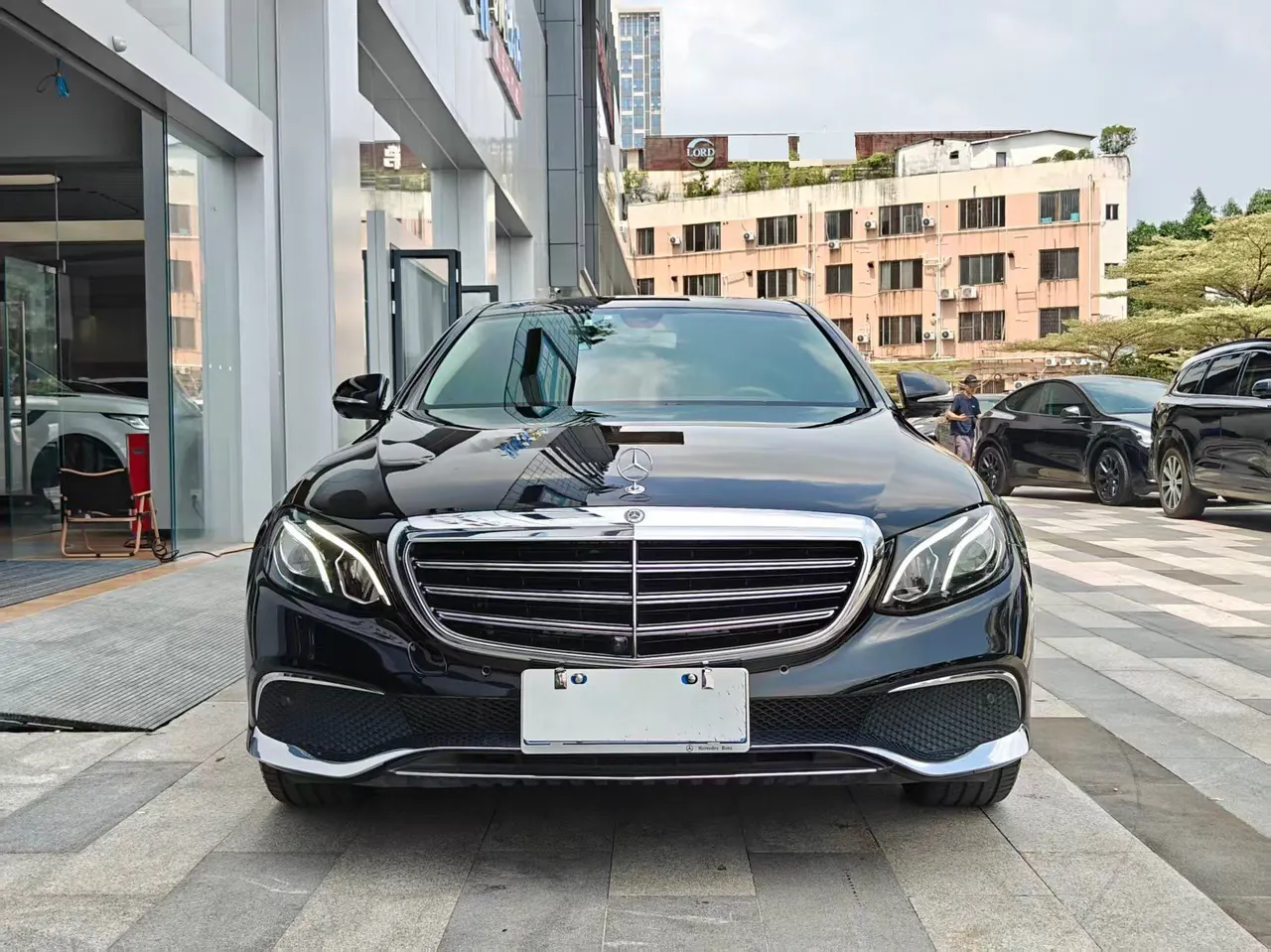 Mercedes Benz E Class 2020 E 300 L 2.0T Luxury Automatic Gear 5
