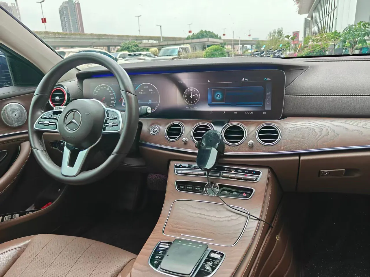 Mercedes Benz E Class 2020 E 300 L 2.0T Luxury Automatic Gear 7