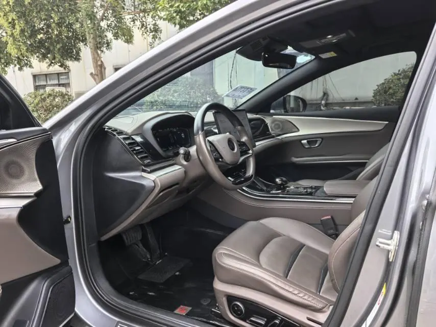 BYD 2020 Han Super Long Endurance Deluxe Automatic Transmission 5