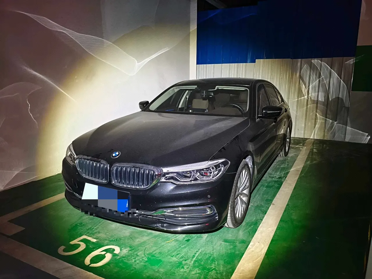 Открыть галерею: BMW 5 Series 2020 530Li xDrive 2.0T Luxury Suit Automatic Gear