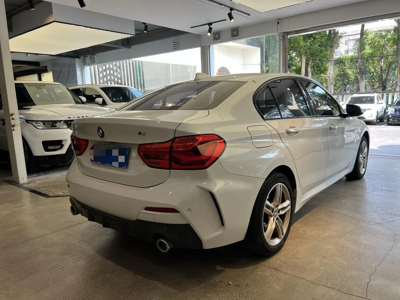 BMW 1 Series 2020 120i 1.5T M Sports Suit Automatic Gear 3