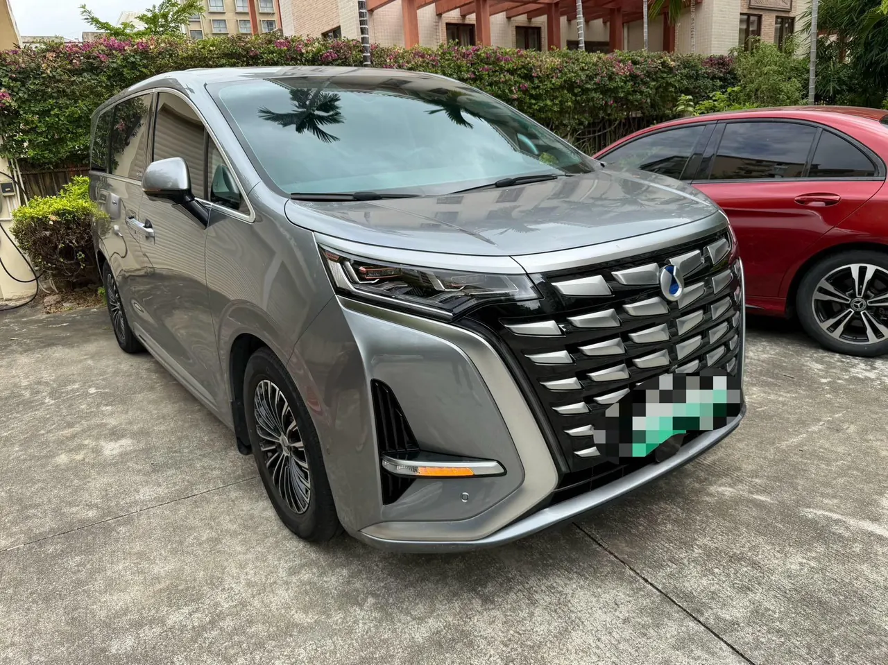 Denza 2022 Denza D9 DM-i 1.5T stepless 970 four-wheel drive flagship automatic gear 2