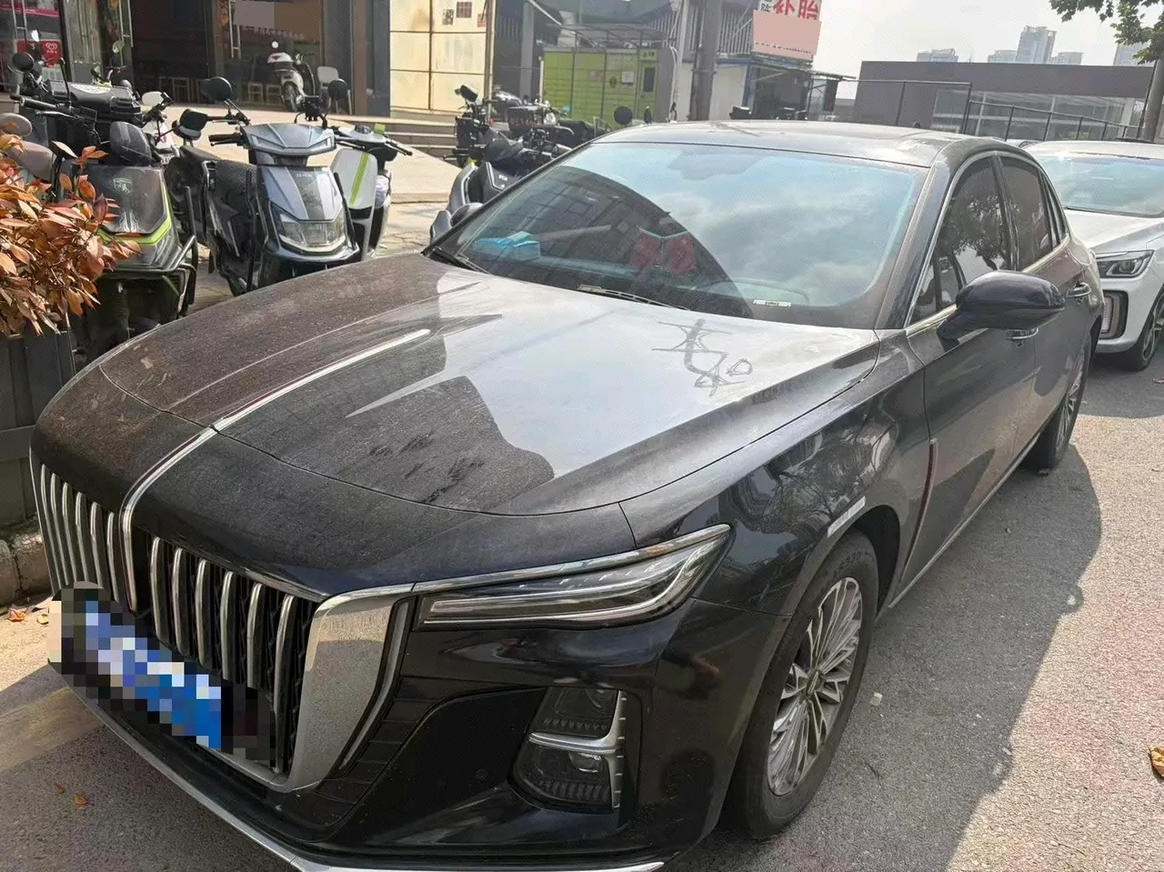 Open image lightbox: HongQi 2024 H5 1.5T Zhilian Flag Rhyme Edition Automatic Gear