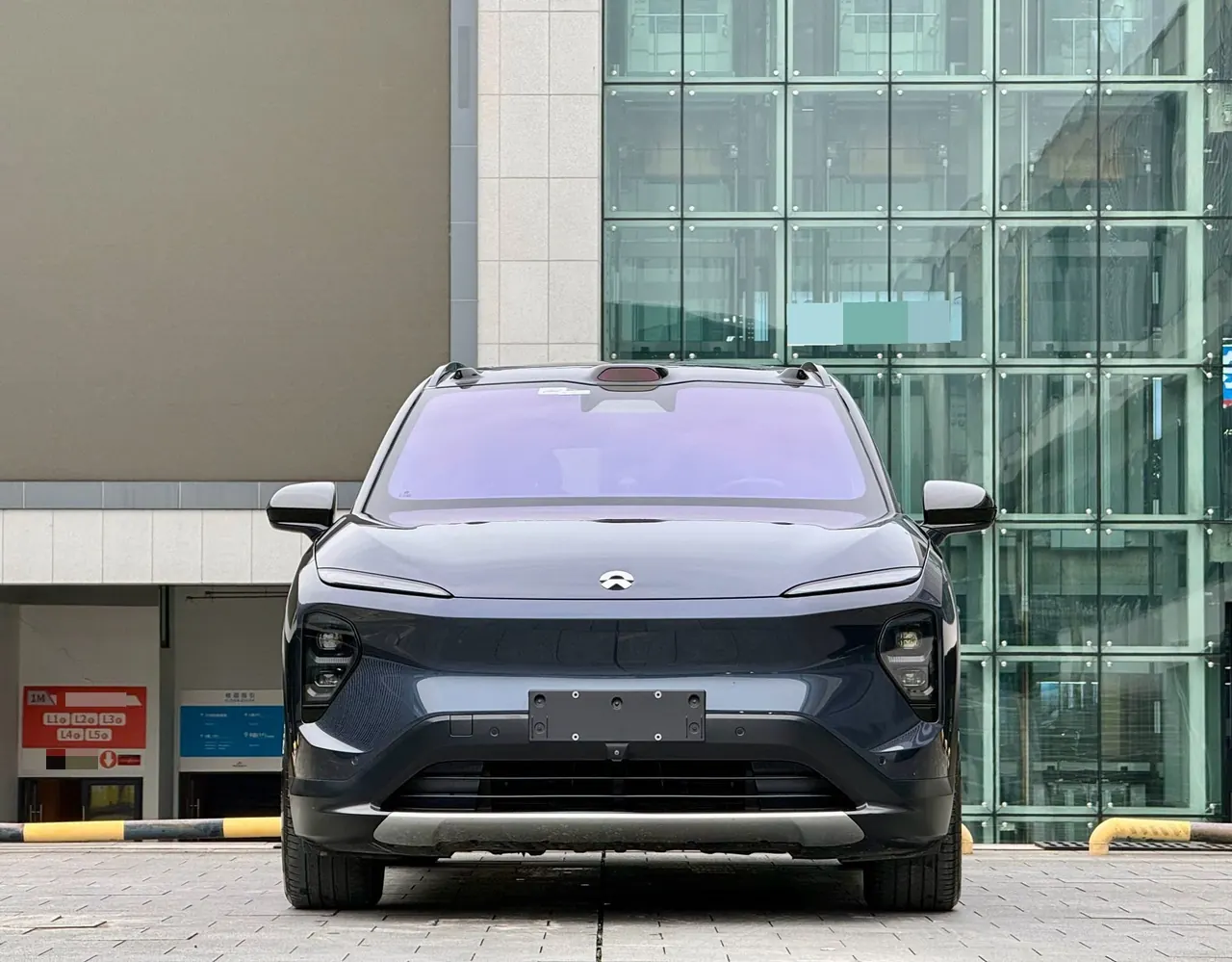 NIO 2022 ES 7 100kWh First Edition Automatic Gear 2