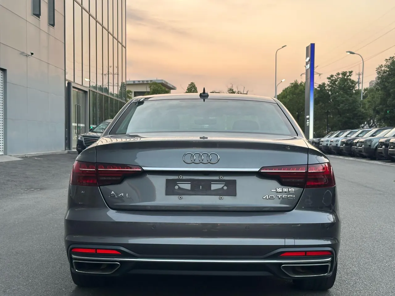 Audi 2022 A4L 2.0TFSI 40TFSI Fashion Elegant Automatic 10