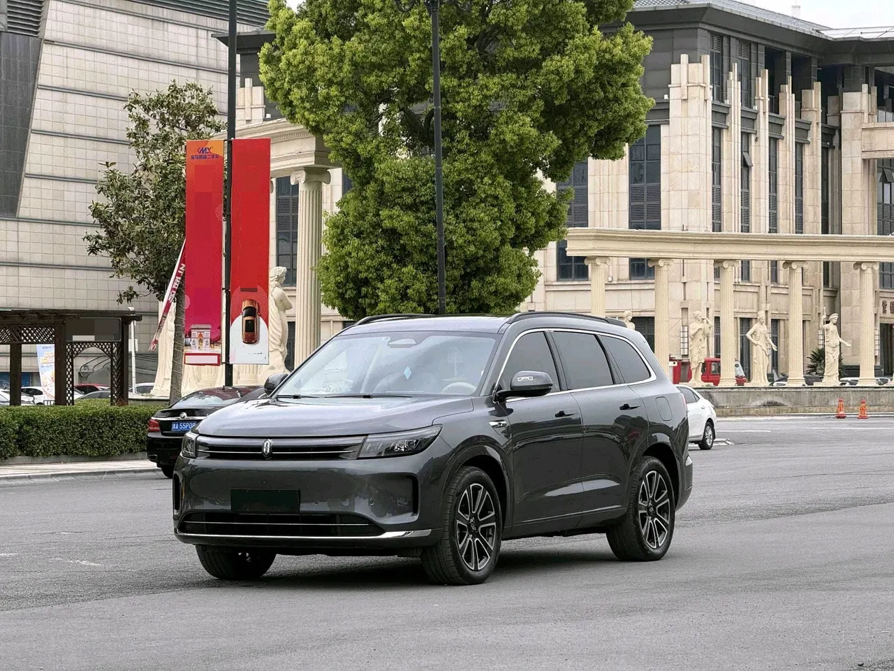 Открыть галерею: AITO 2024 AITO M7 Smart Drive Rear Drive Pro Edition 5-seat Automatic Gear