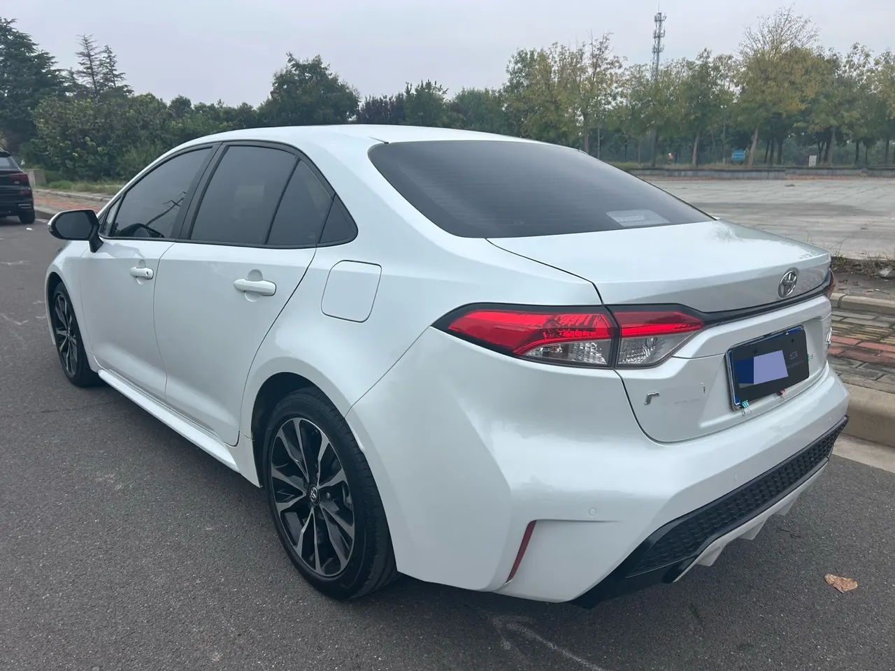 Toyota 2022 Lei Ling 1.2T Stepless 185T Sports Edition Automatic Gear 9