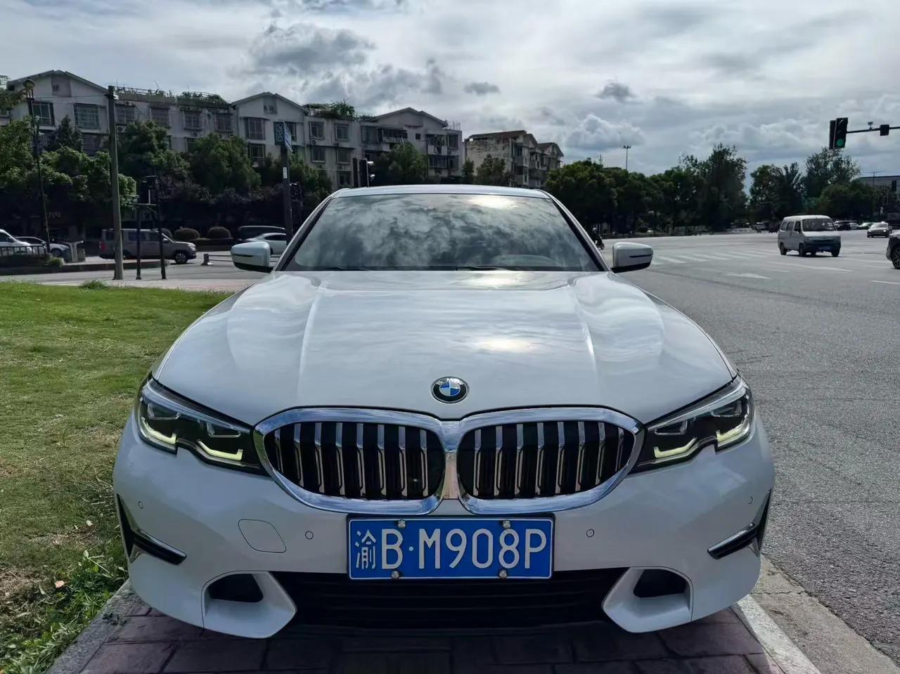 BMW 3 Series 2020 325Li 2.0T First Edition Automatic Gear 2