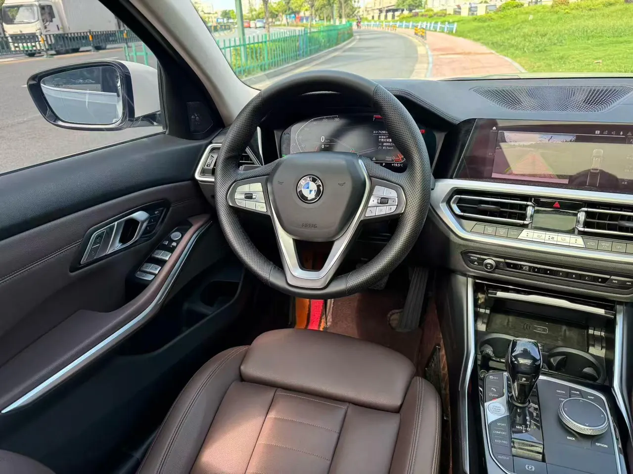 BMW 3 Series 2020 325Li 2.0T First Edition Automatic Gear 8