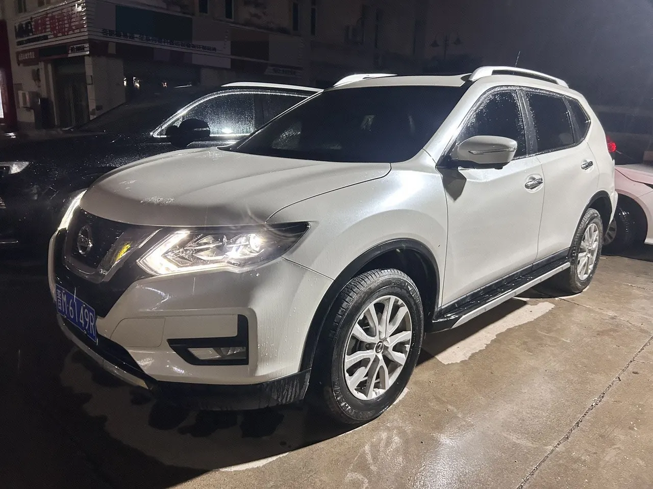 Открыть галерею: Nissan 2020 Qijun 2.0 stepless XL Premium two-wheel drive Zhilian exclusive version of automatic gear