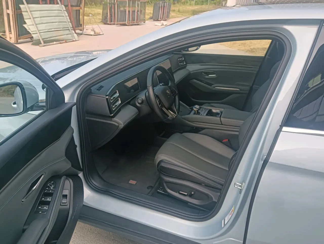 BYD 2024 Qin L DM-i 1.5 stepless 120KM Exceed automatic gear 7