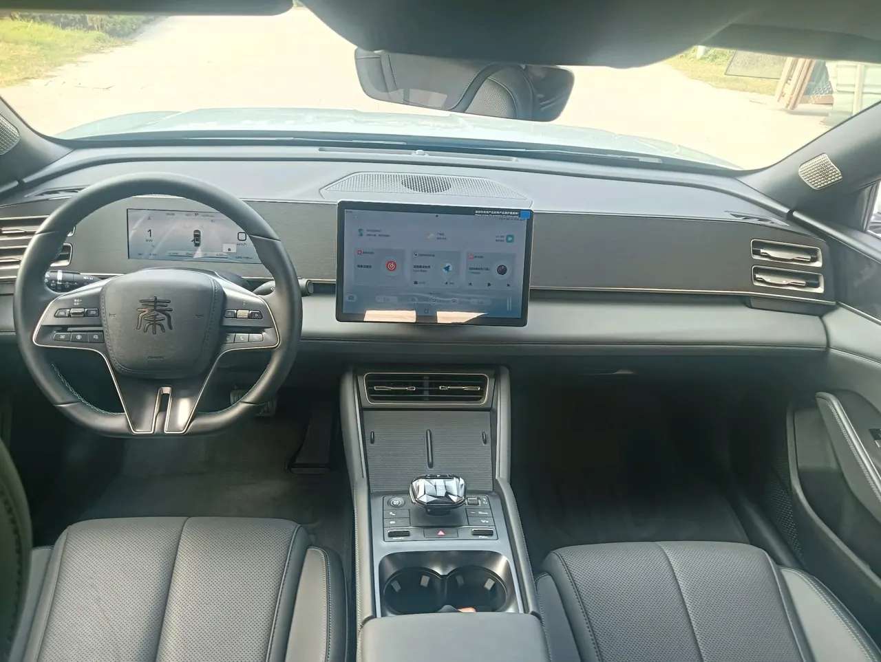 BYD 2024 Qin L DM-i 1.5 stepless 120KM Exceed automatic gear 9