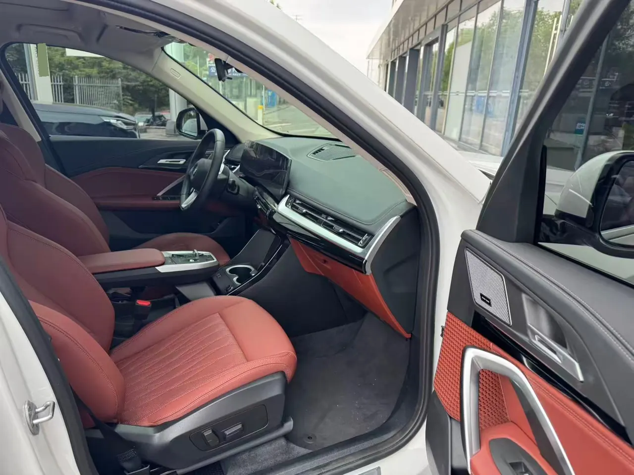 BMW 2025 X1 sDrive25Li 2.0T X design set automatic gear 3