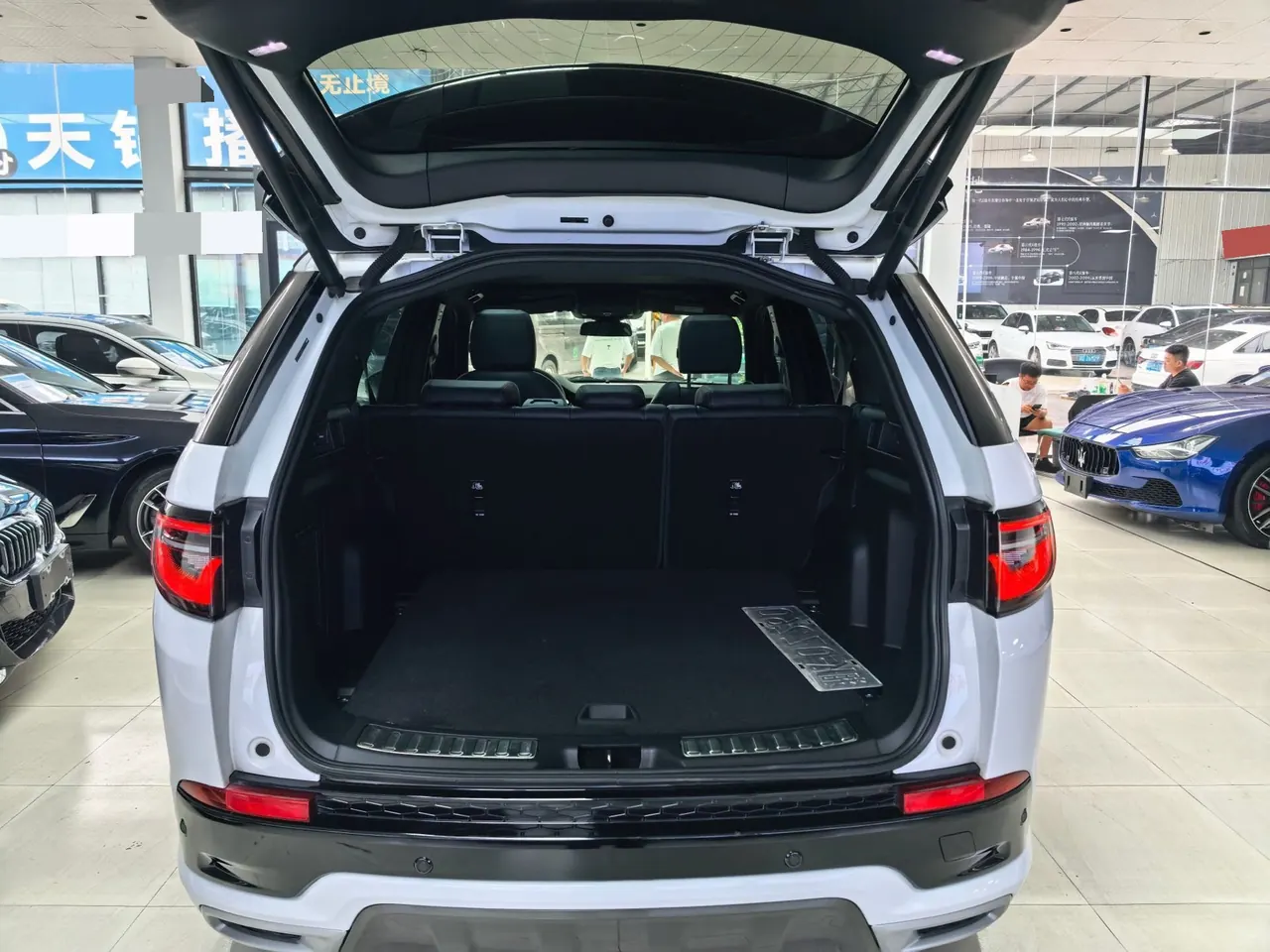 Land Rover 2022 Discovery Sports Edition 48V 2.0T 249PS R-Dynamic SE Performance Technology Edition 5-seat Automatic Gear 5