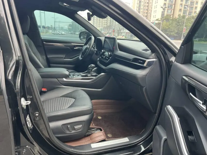Toyota 2022 Crown Land Release 2.5 Stepless Four-wheel Drive Premium Edition Automatic Gear 5