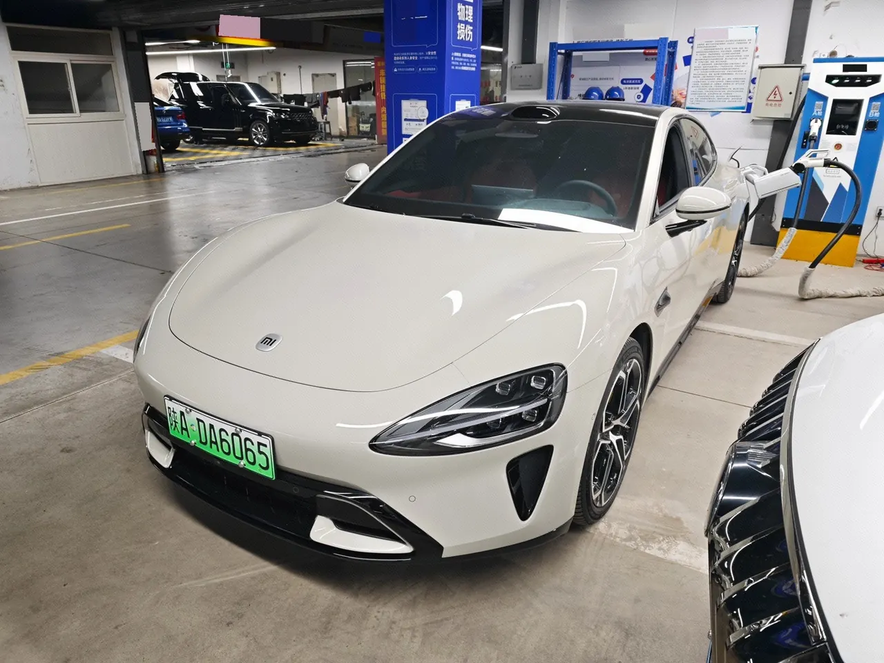 打开图片灯箱:MI 2024 SU 7 800km 4-wheel drive ultra-long endurance high-end smart driving Max version automatic gear