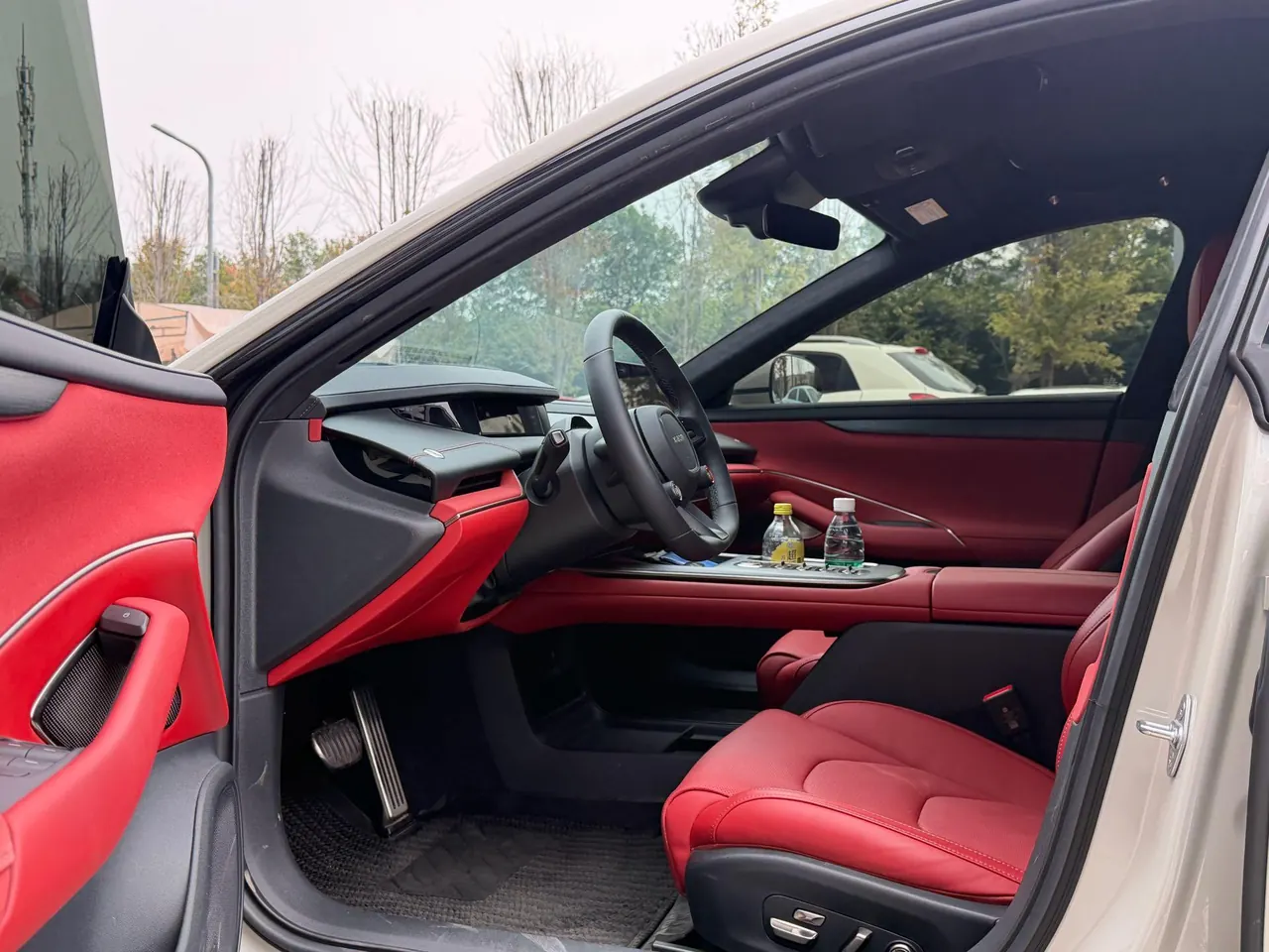 MI 2024 SU 7 800km 4-wheel drive ultra-long endurance high-end smart driving Max version automatic gear 4