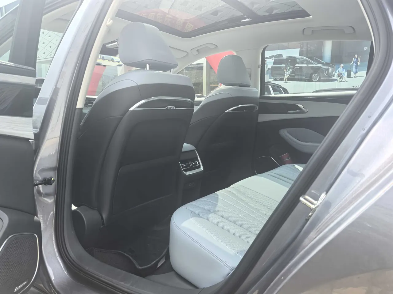 HongQi 2025 H5 PHEV 1.5T 170 Super Hybrid Automatic Gear 10