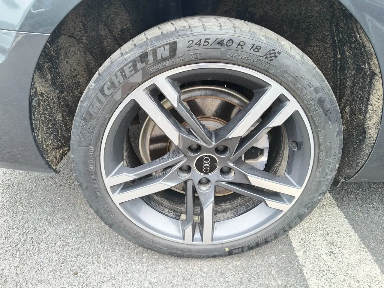 Audi 2022 A4L 2.0TFSI 40TFSI Deluxe Dynamic Automatic 5