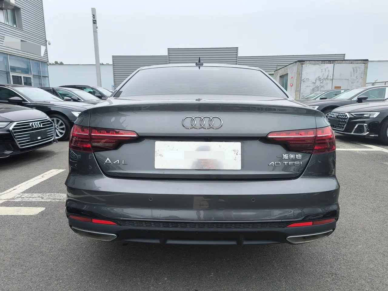 Audi 2022 A4L 2.0TFSI 40TFSI Deluxe Dynamic Automatic 8