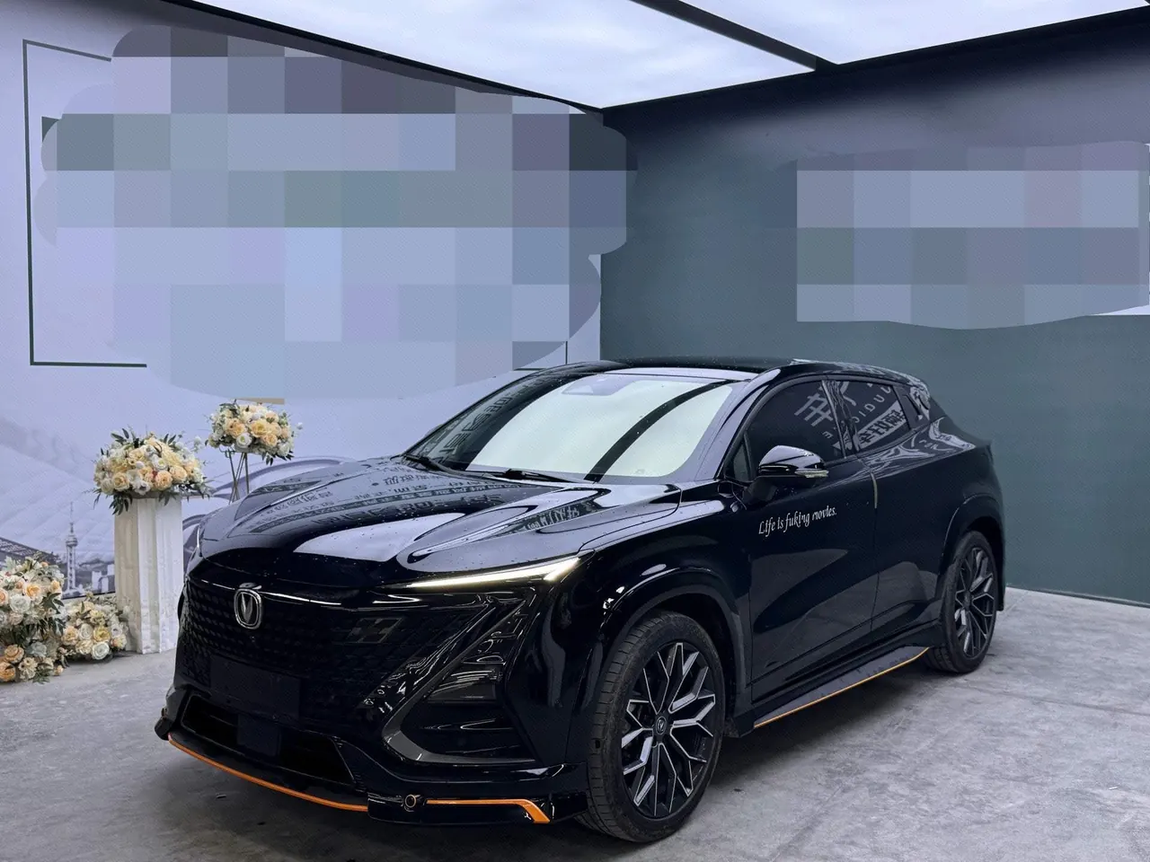 Open image lightbox: ChangAn 2022 UNI-T 1.5T Smart Pilot Automatic Gear
