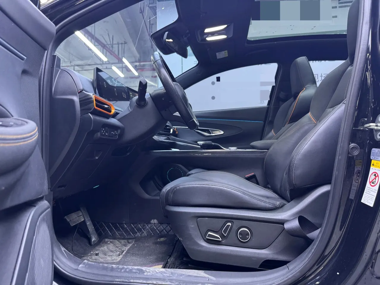 ChangAn 2022 UNI-T 1.5T Smart Pilot Automatic Gear 4