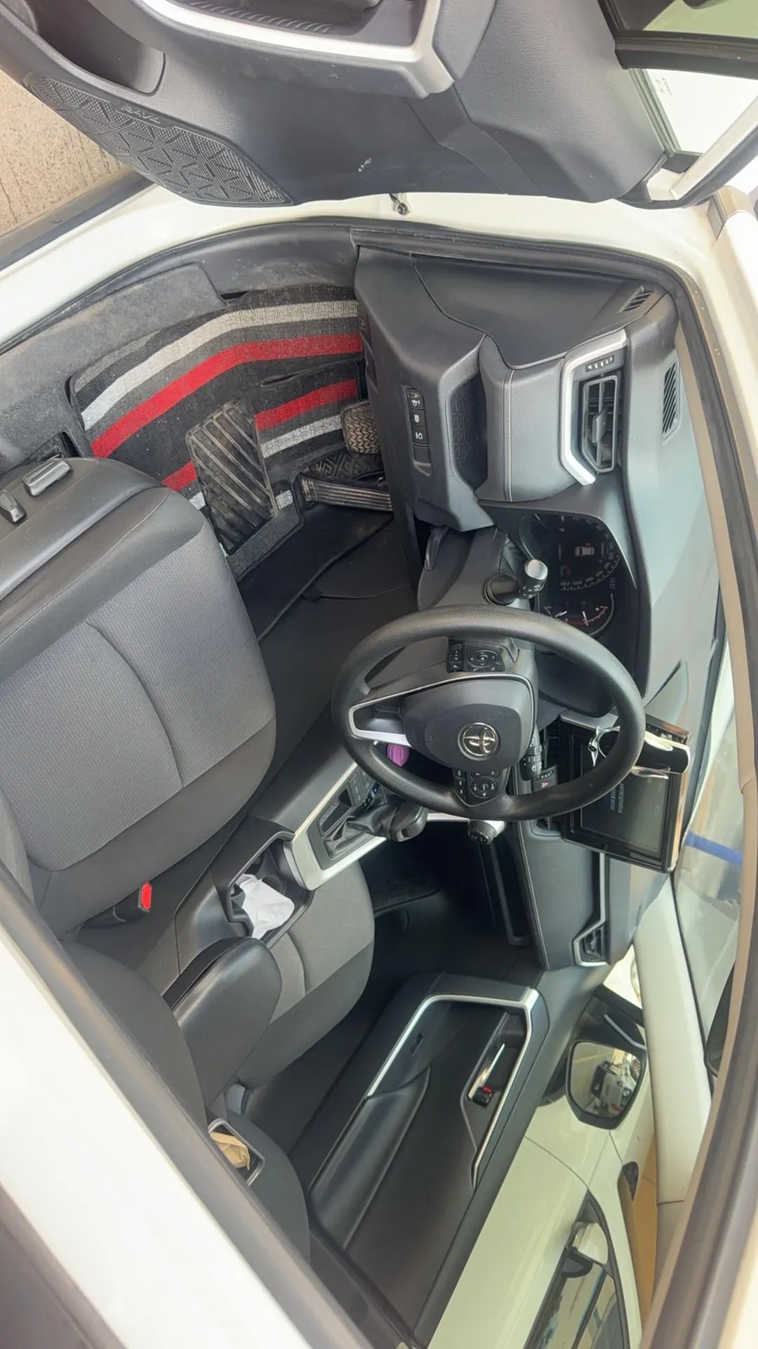 Toyota 2020 RAV4 Rongbo 2.0 Stepless Two-Drive Fashion Edition PLUS Automatic Gear 4