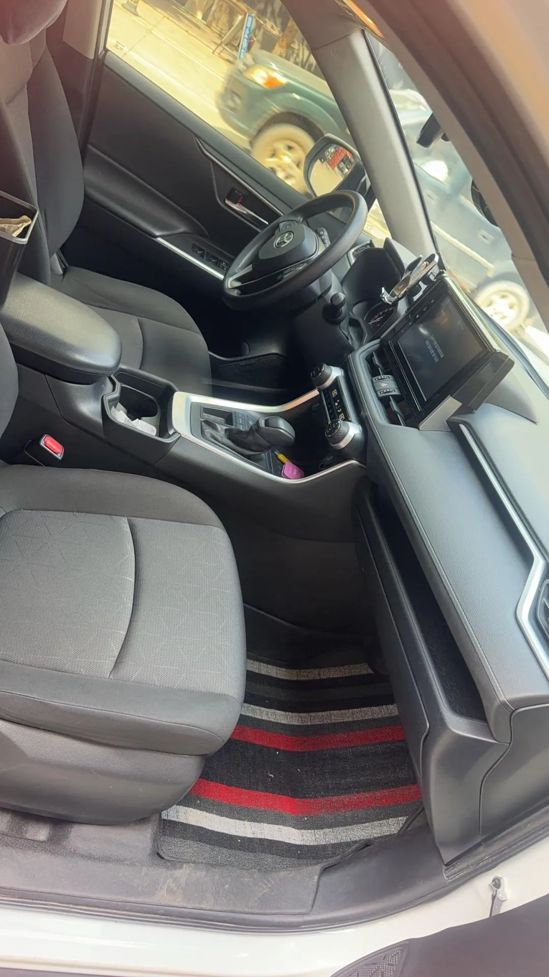 Toyota 2020 RAV4 Rongbo 2.0 Stepless Two-Drive Fashion Edition PLUS Automatic Gear 5