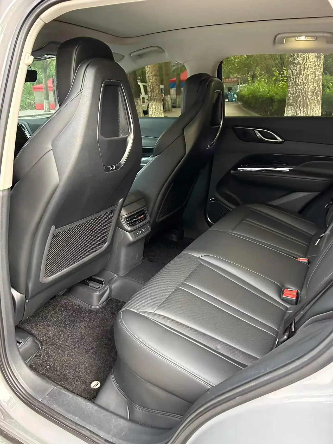 HongQi 2024 HS3 PHEV 1.5T 115km Strong Edition Automatic Gear 8