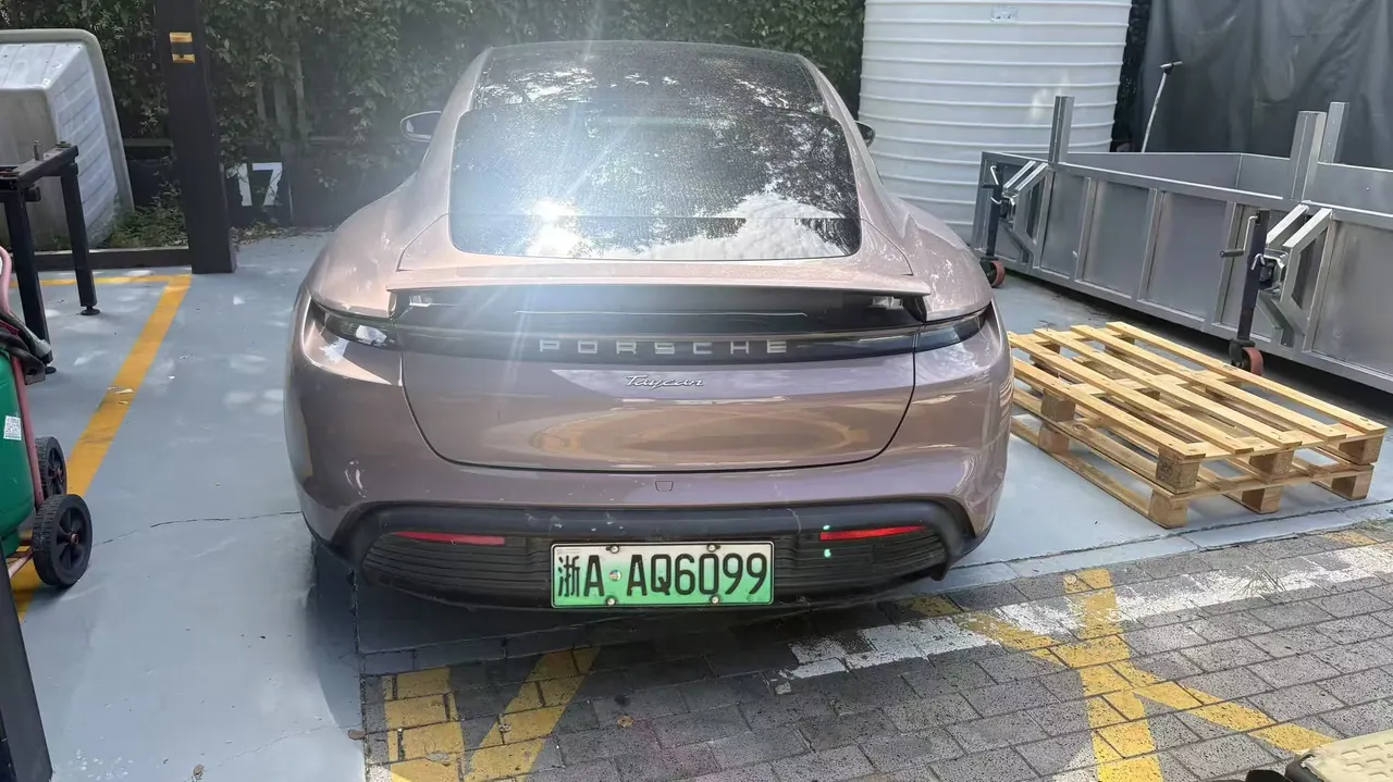 Porsche Taycan (Imported) 2020 Taycan Taycan Automatic 8