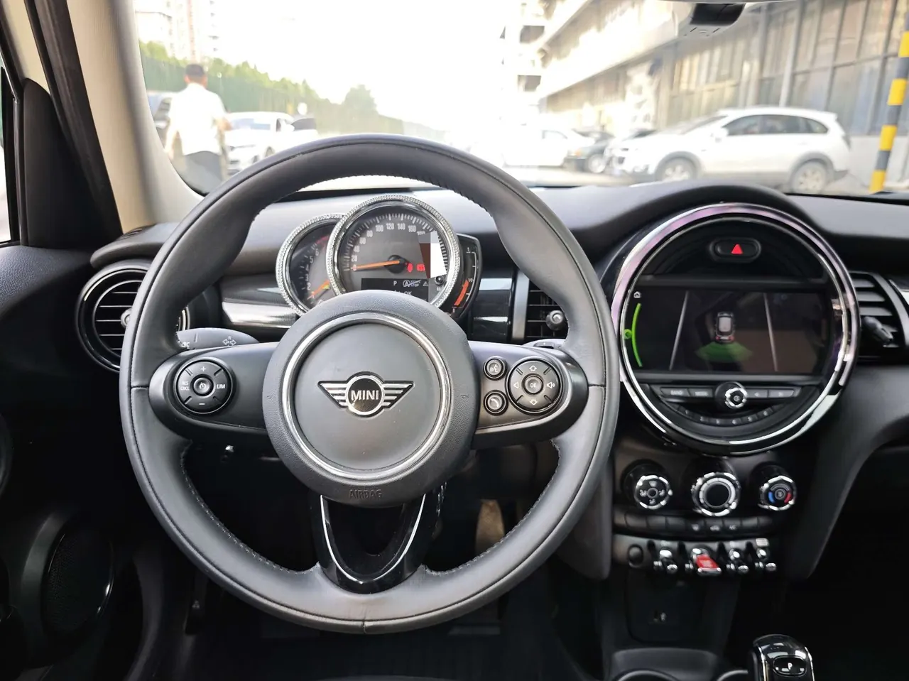 MINI Mini 5-Door (Imported) 2020 Mini Cooper 1.5T Classic Auto 4