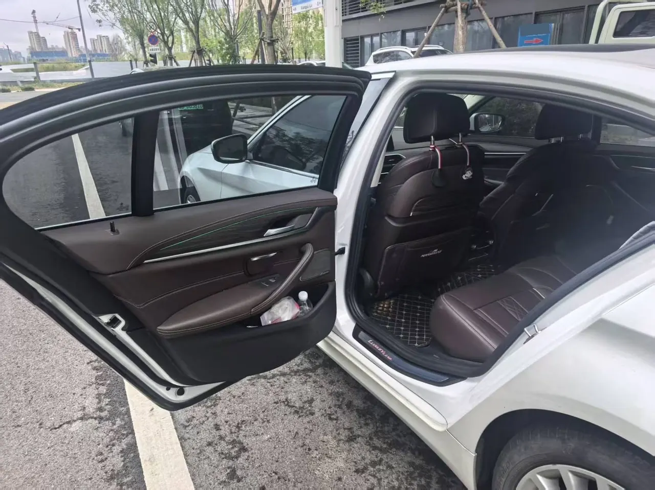 BMW 5 Series 2020 530Li 2.0T Exclusive M Sports Suit Automatic Gear 6