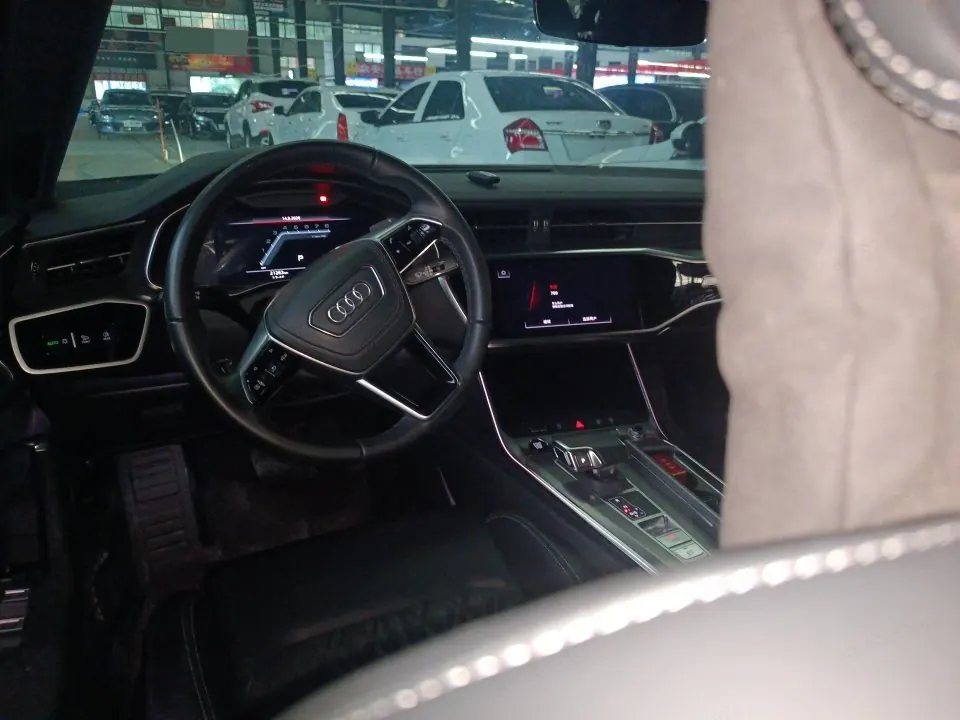 Audi 2025 A6L 2.0TFSI 45TFSI Selected Dynamic Automatic 3