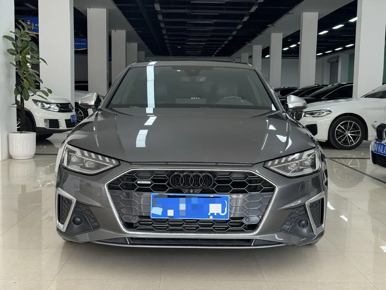Audi 2020 A4L 2.0TFSI 45TFSI Quattro Select Elegant Automatic 2