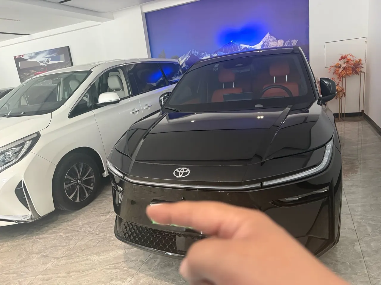 Toyota 2026 Platinum Intelligence 3X 520 Pro Automatic Gear 2