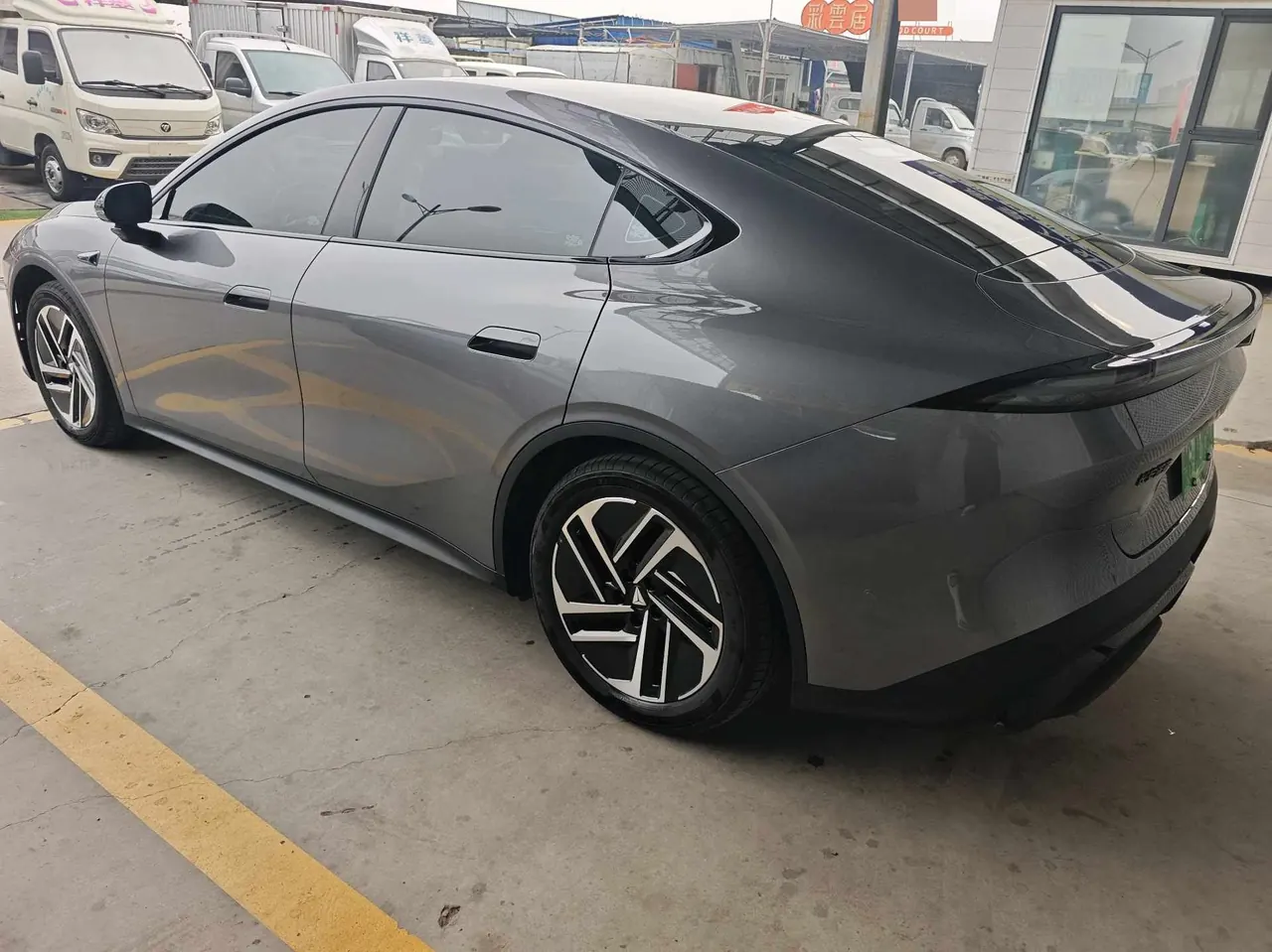 ChangAn Deepal 2026 L 06 560Ultra Laser Edition Automatic Gear 5