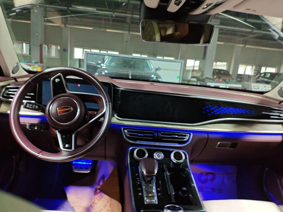 HongQi 2020 H9 48V 2.0T Zhilian Qi Chang Edition Automatic Gear 2