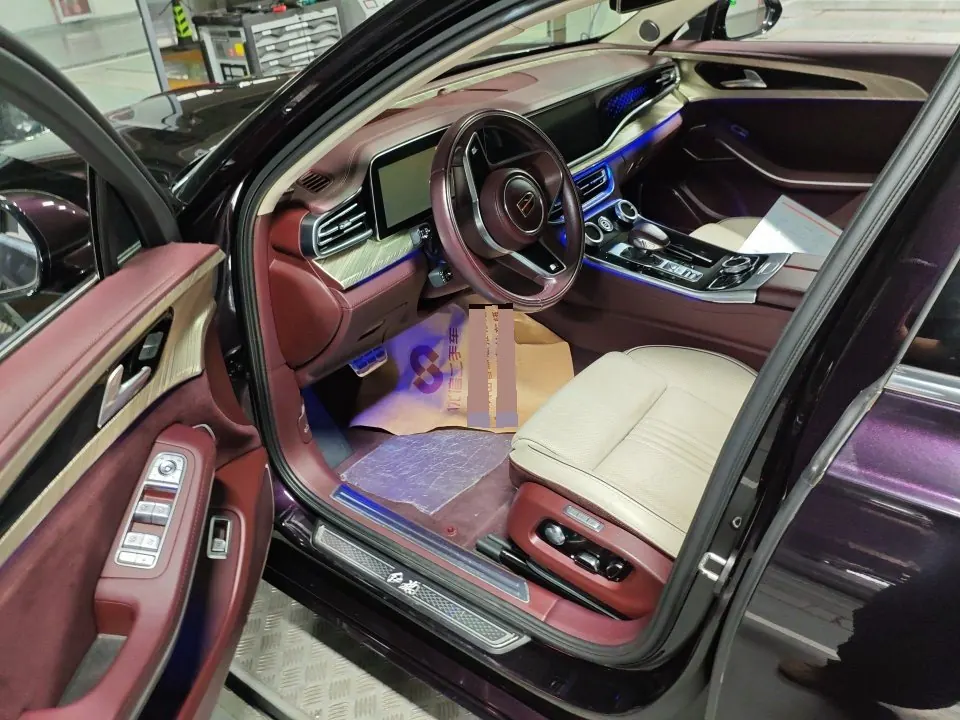 HongQi 2020 H9 48V 2.0T Zhilian Qi Chang Edition Automatic Gear 4