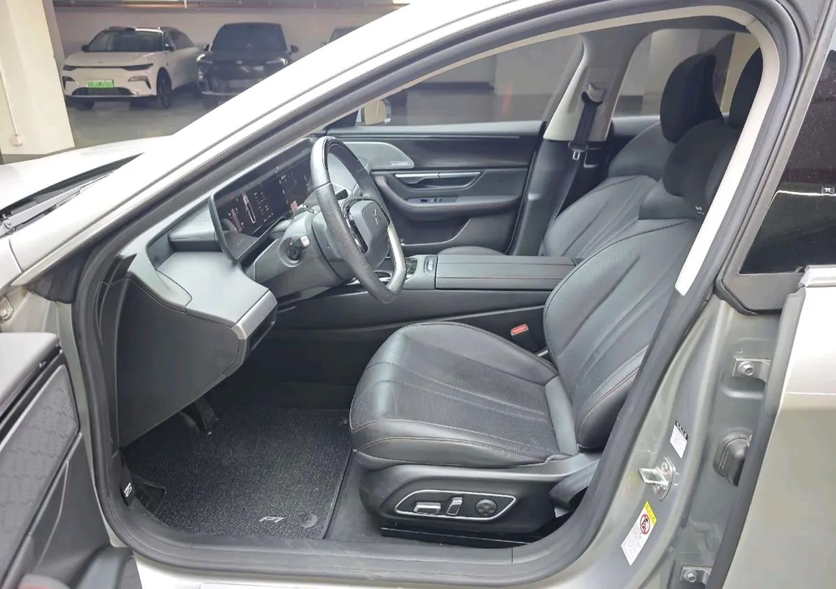 Xpeng 2020 P 7 670E Rear Drive Long Endurance Smart Edition Automatic Gear 5