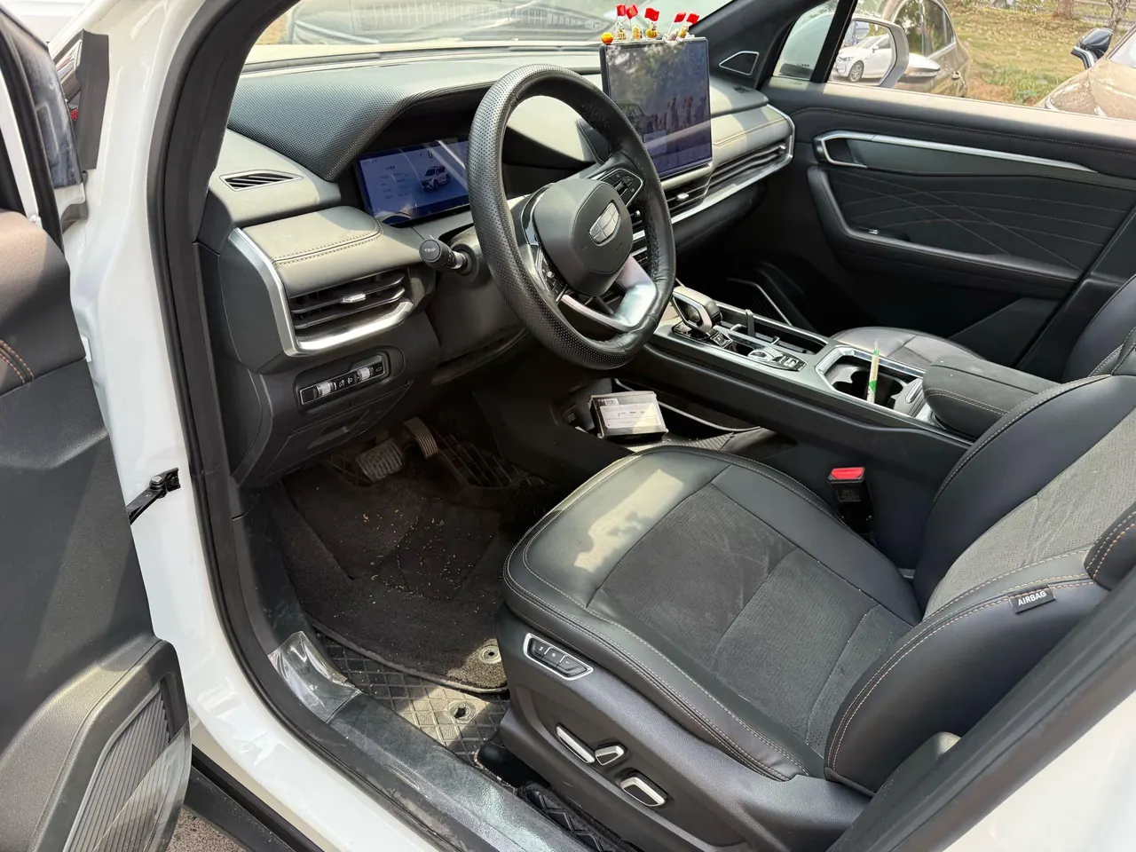 Geely 2025 Hao Yue L 2.0TD Exclusive Automatic Transmission 4