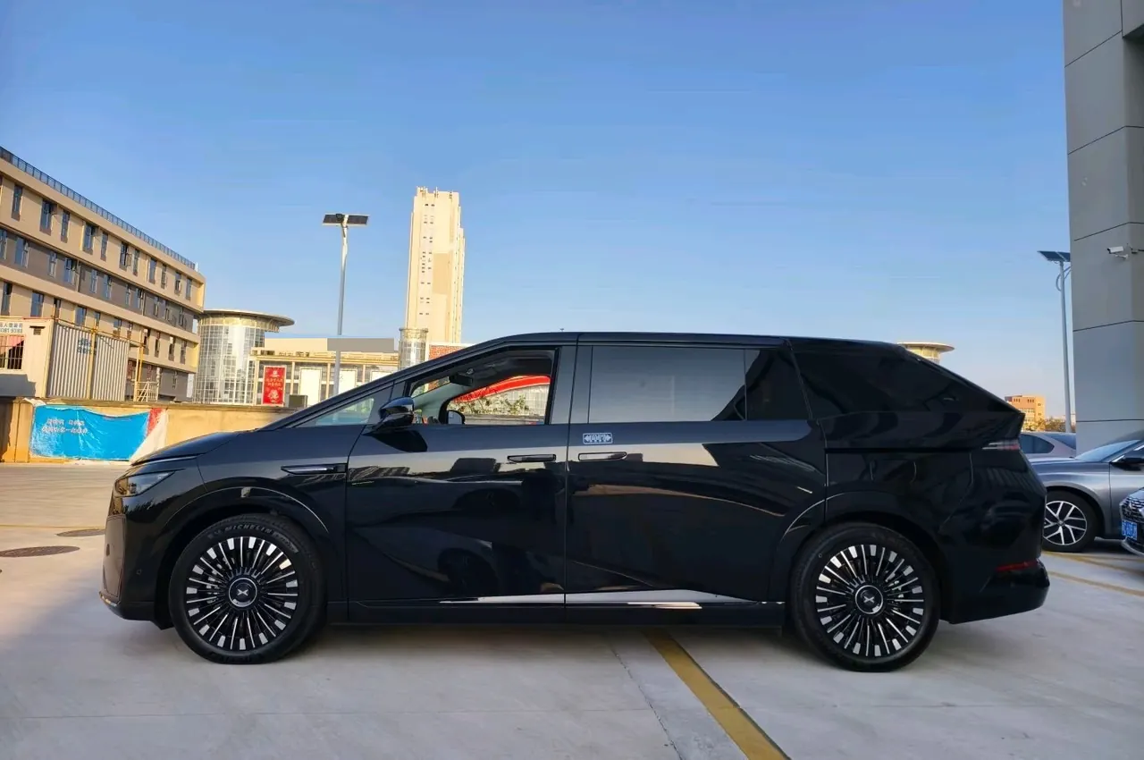 Xpeng 2026 X9 1602 Ultra Automatic 5