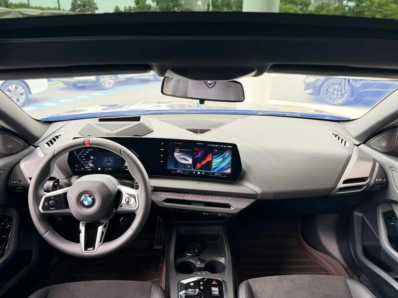 BMW 2 Series 2026 M235L 2.0T Automatic 10