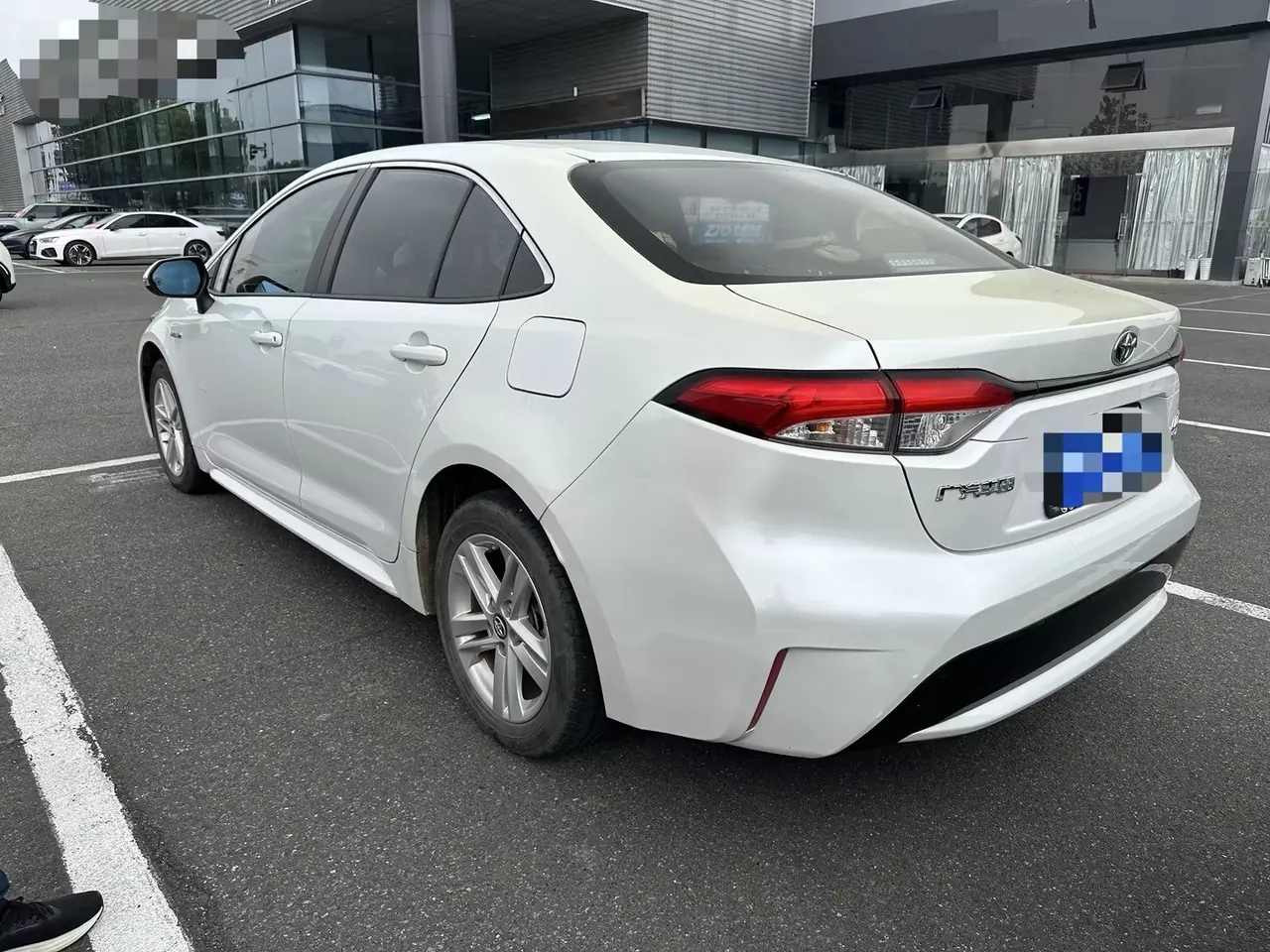 Toyota 2021 Lei Ling Shuangqing 1.8H Stepless Deluxe Edition Automatic Gear 6