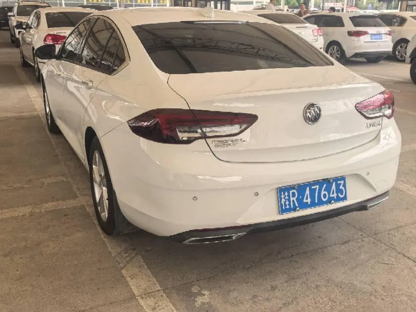 Buick 2022 Regal 1.5T 552T Smart Automatic Gear 4