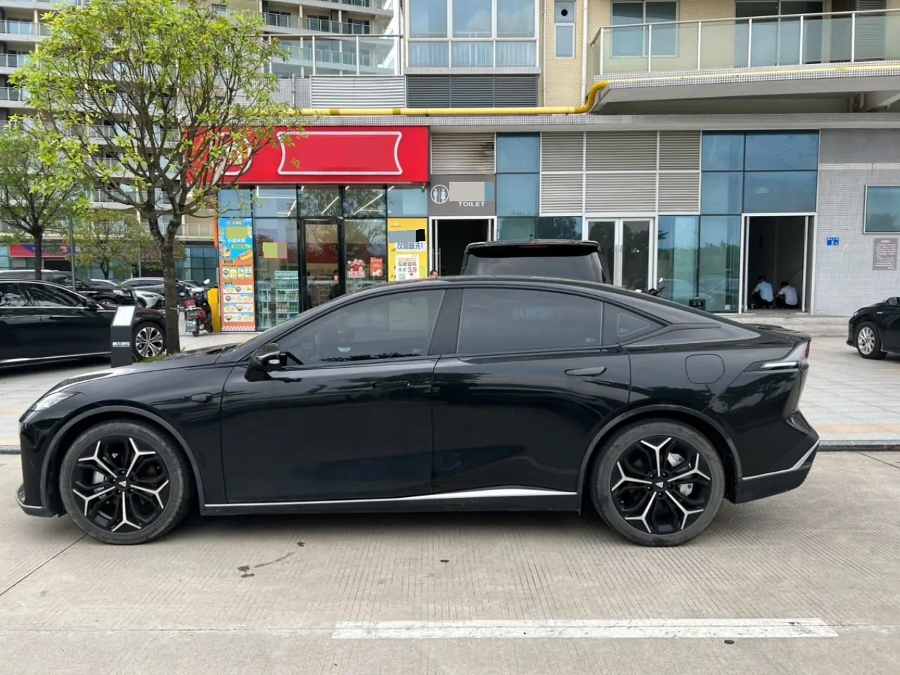 ChangAn Deepal 2023 SL 03 200Max Range-extended Automatic Gear 3
