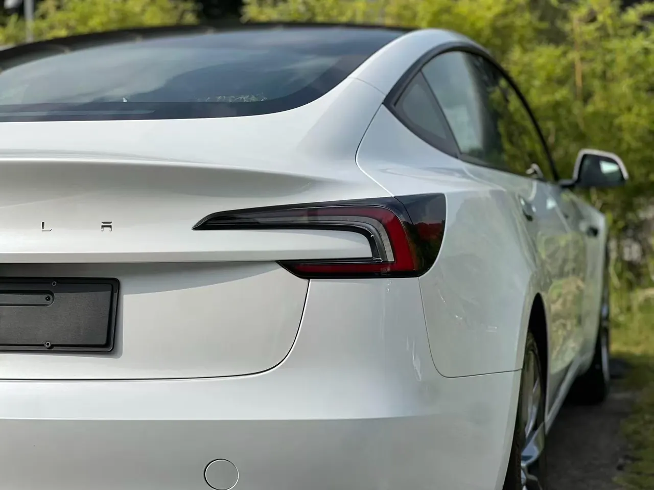 Tesla 2023 Model 3 Rejuvenation Edition Rear Wheel Drive Automatic Transmission 7
